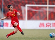 开运体育入口-女足比赛中，中国队员徐某力挽狂澜