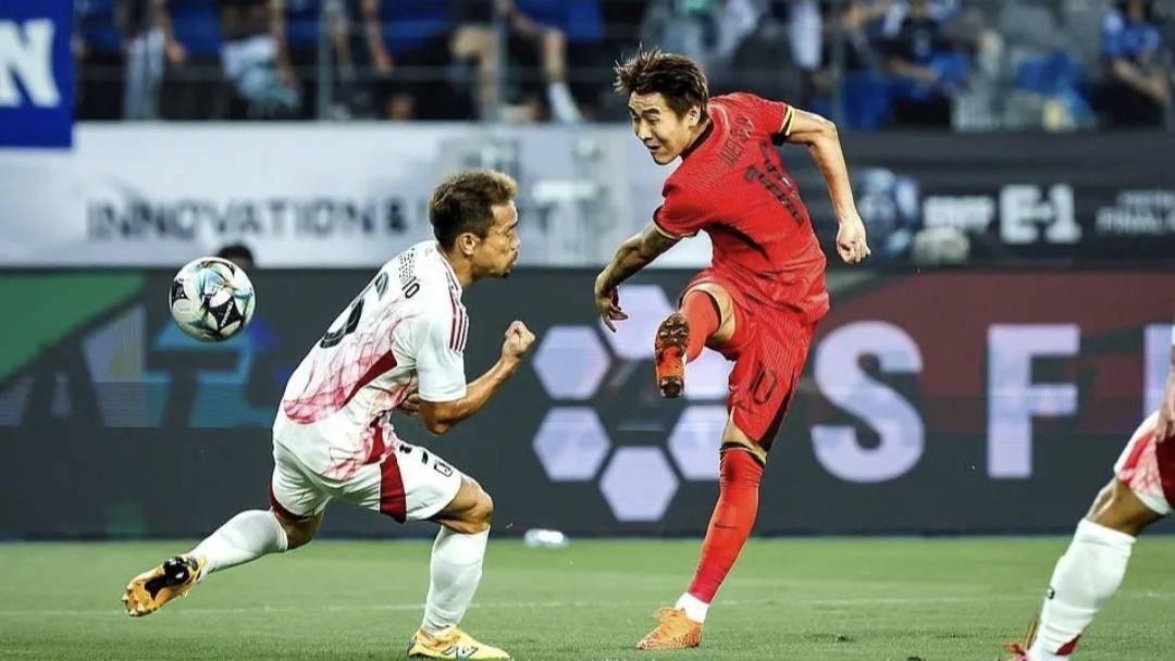开云体育电脑版-10险胜！国足东亚杯击败中国香港队，全场数据暴露结构隐患！(东亚杯国足首发)